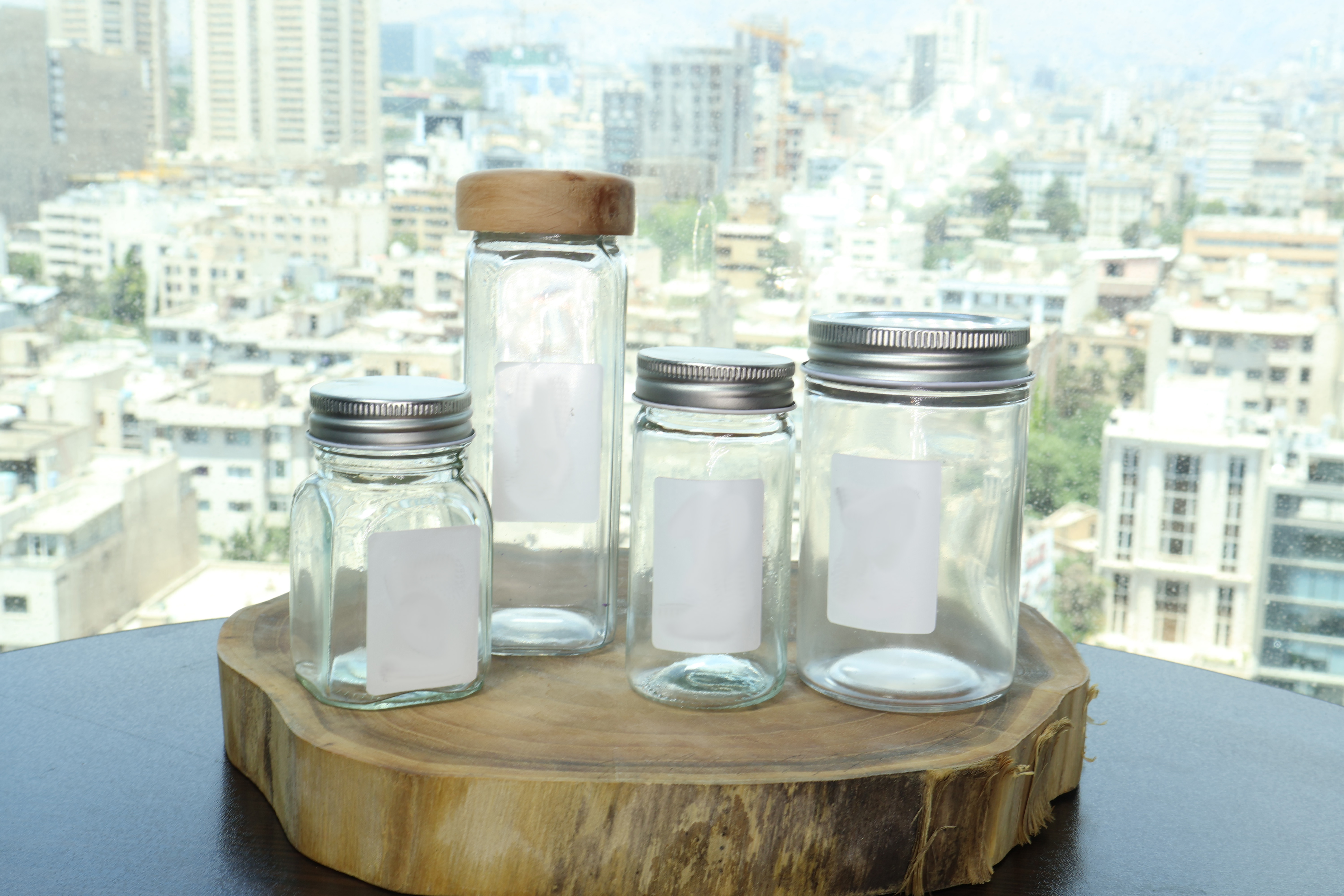jar shishehi bazaryabi